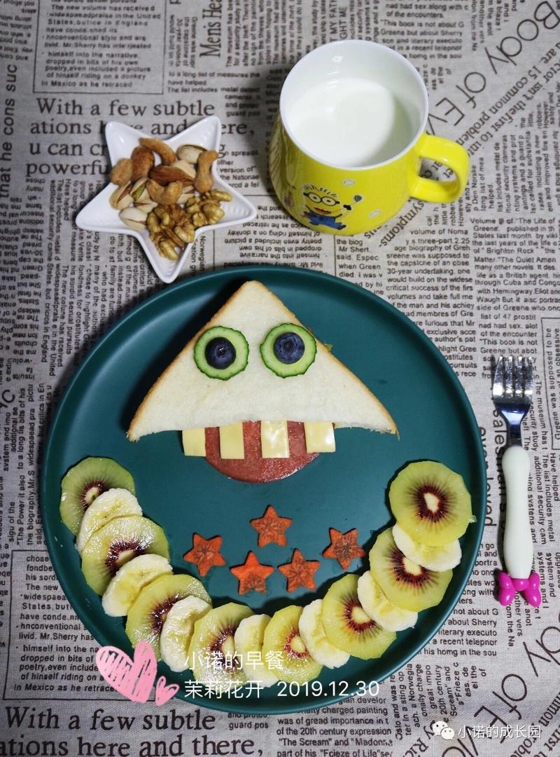 会吐舌头的大牙怪三明治