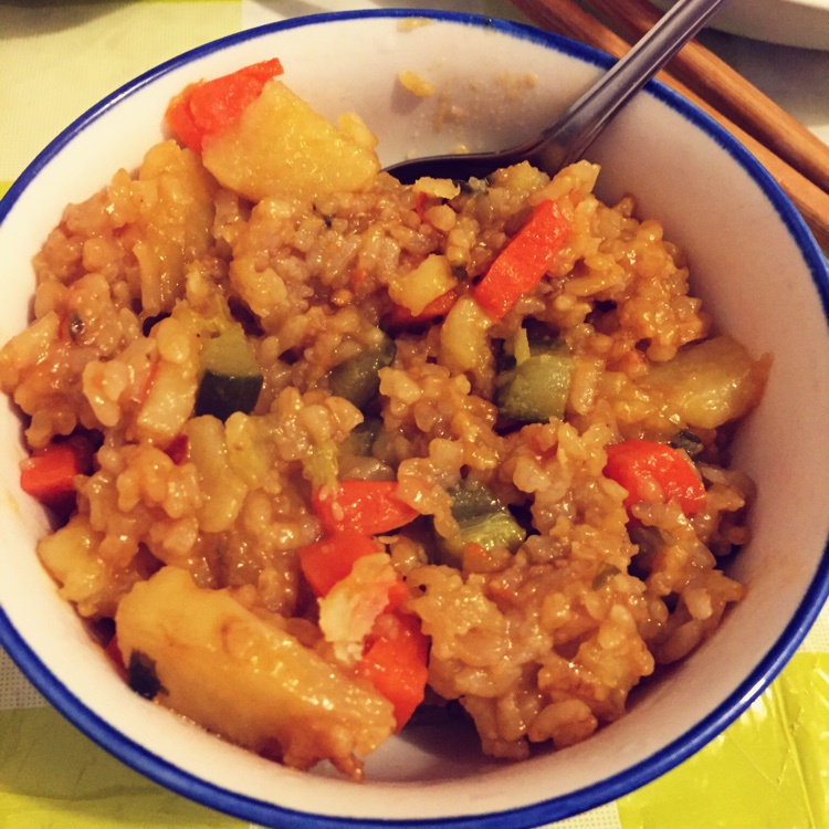 土豆焖饭（电饭锅版）