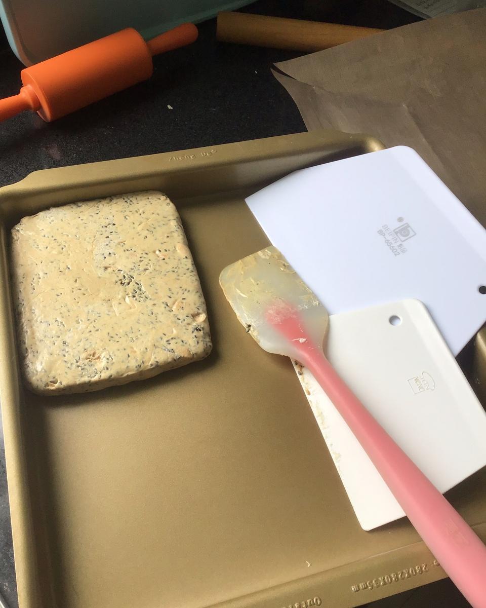 芝麻花生牛轧糖