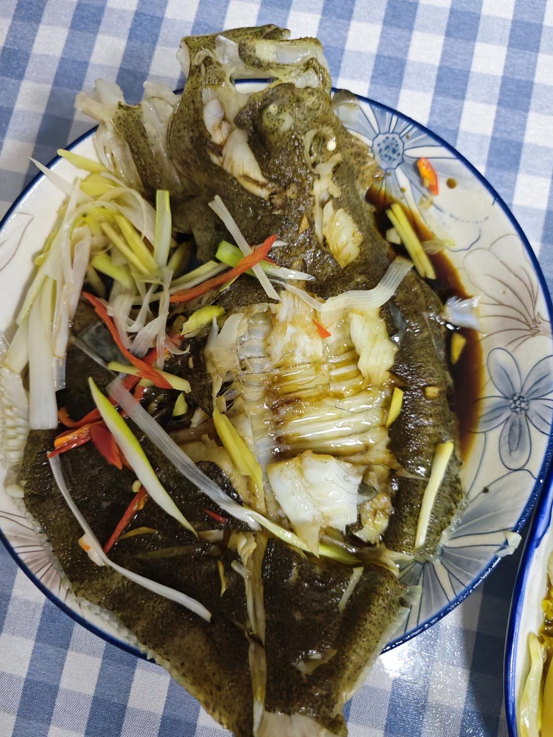 清蒸多宝鱼（附海鱼去腥去粘液法2.0版）