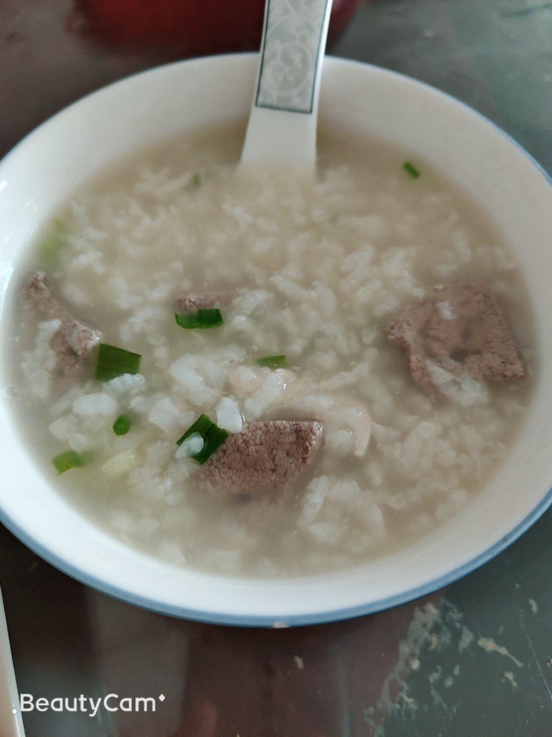 生滚猪肝瘦肉粥