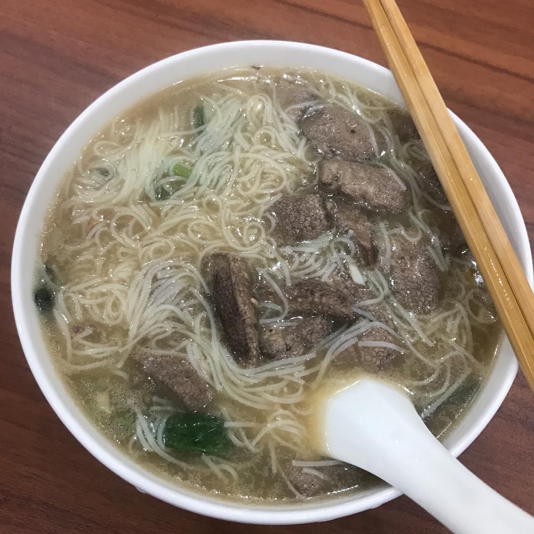 wmmmmmmmx做的猪肝瘦肉面线糊