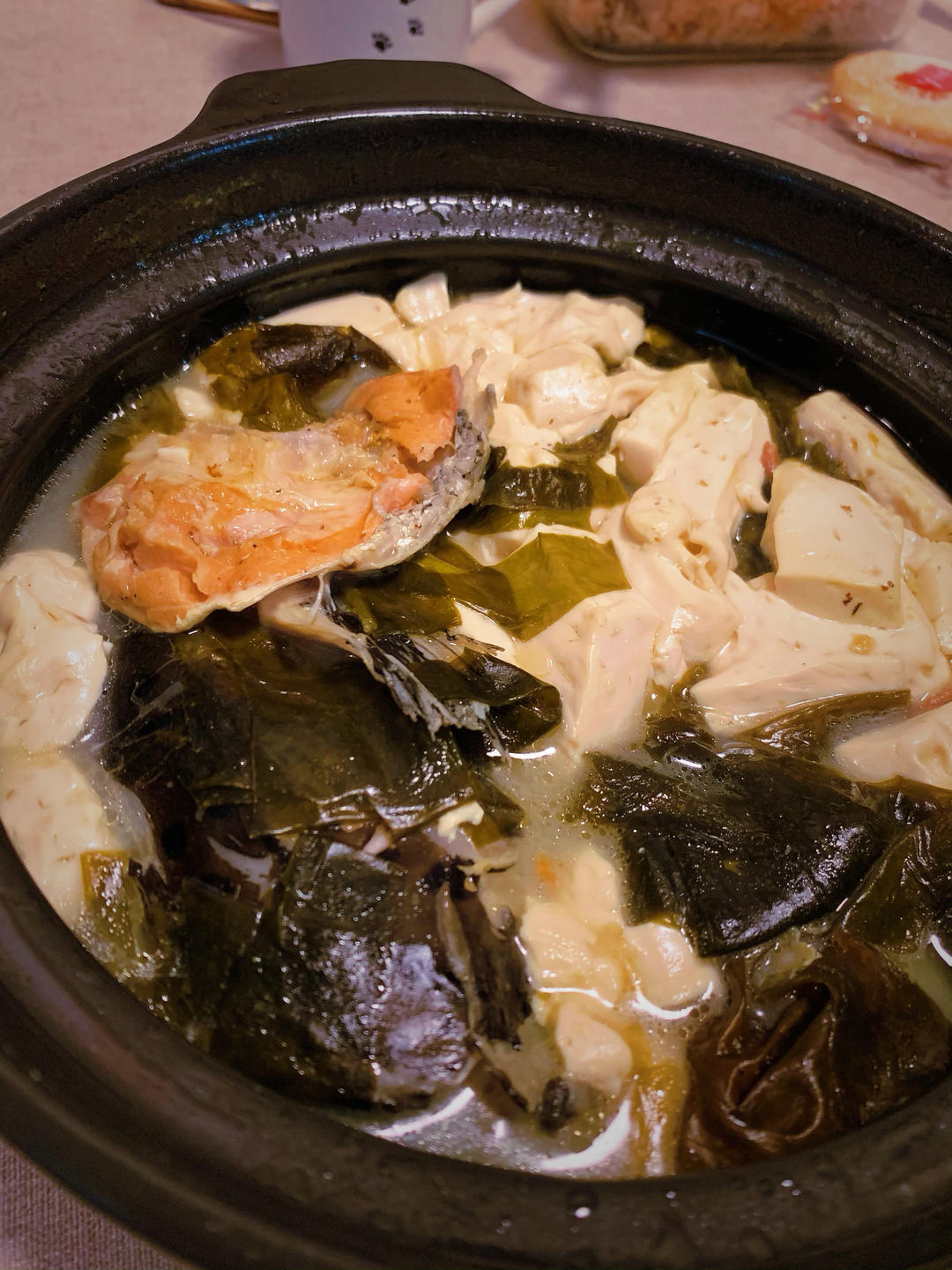 三文鱼头豆腐汤