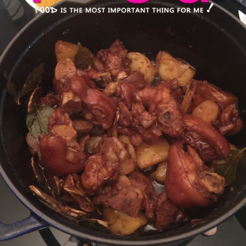 美味的家常菜：红烧猪蹄