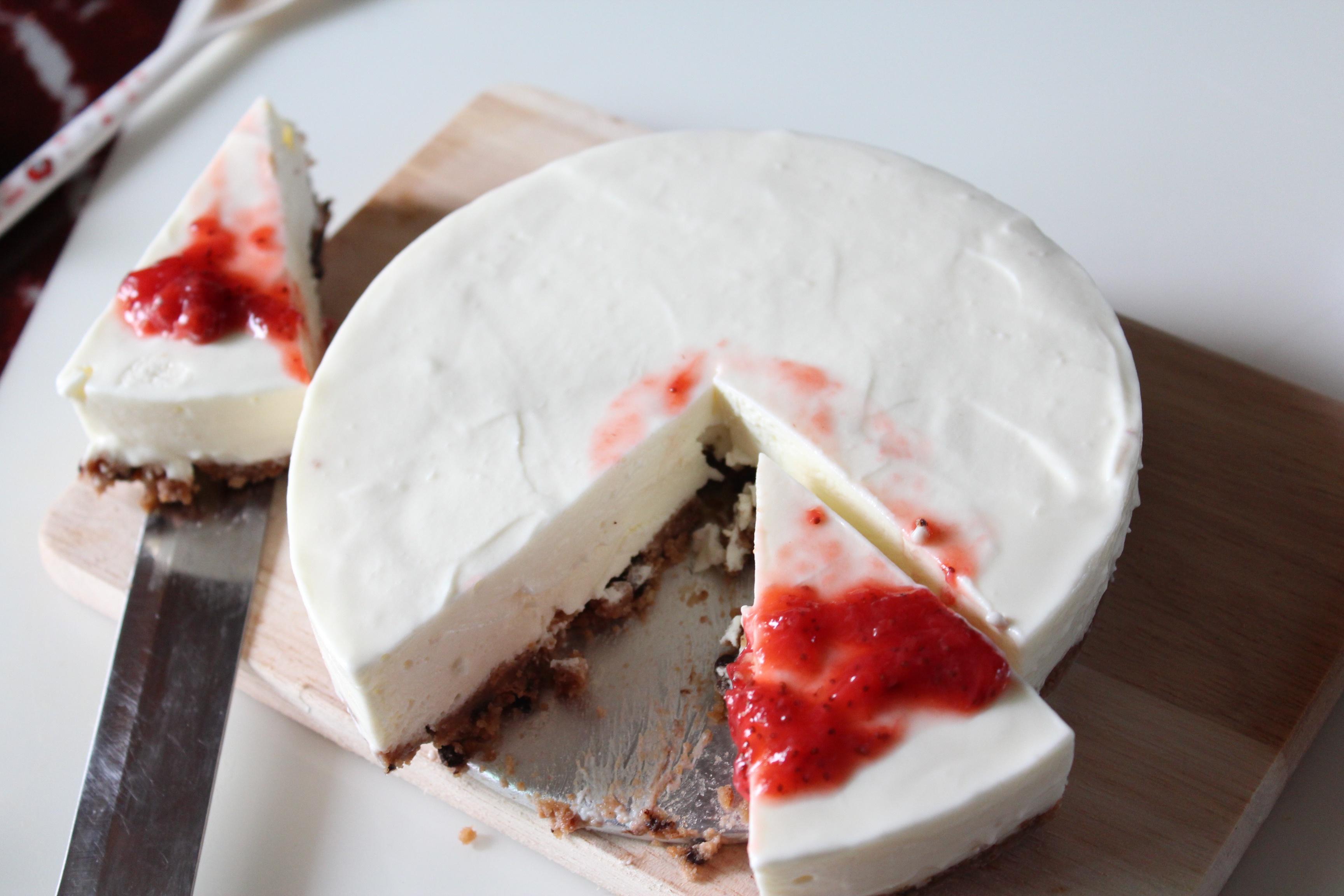 免烤草莓酸奶冻芝士蛋糕的做法