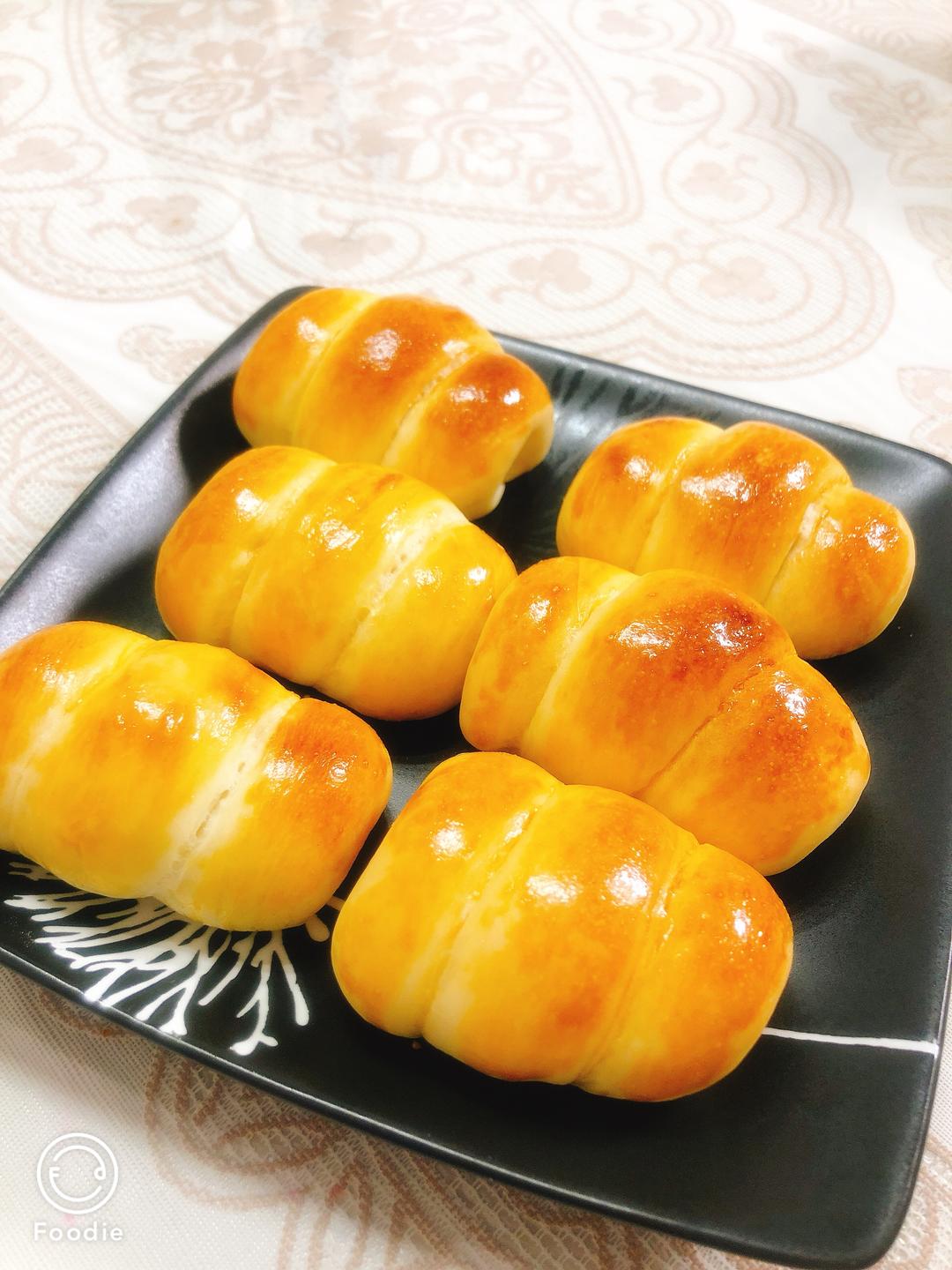 早餐包_好利来肠仔包