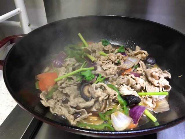 洋葱肥牛饭