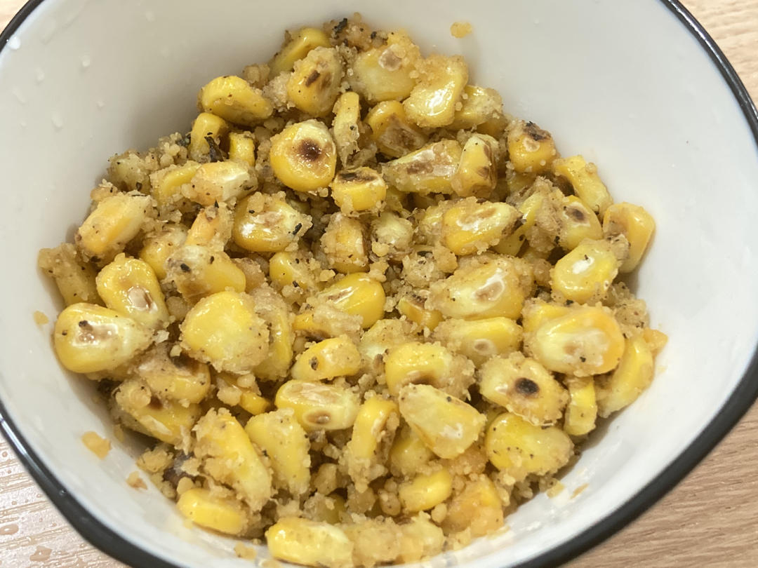 不会让你失望的咸蛋黄玉米（材料简单，制作简易）