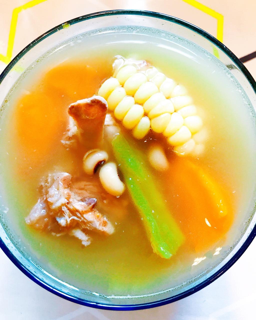 玉米排骨汤