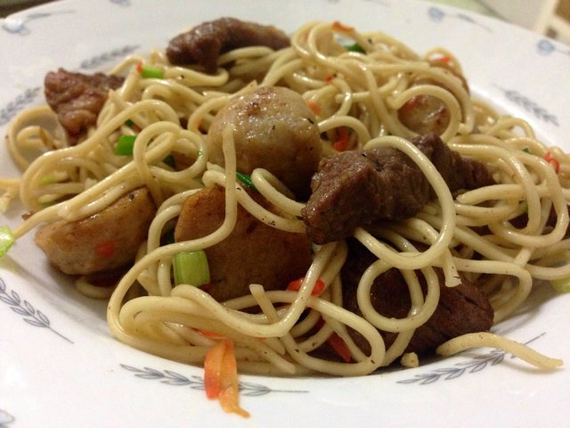 贡丸炒面