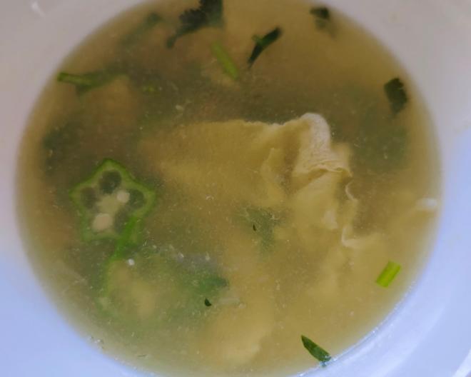 简单美味的秋葵鸡蛋汤的做法