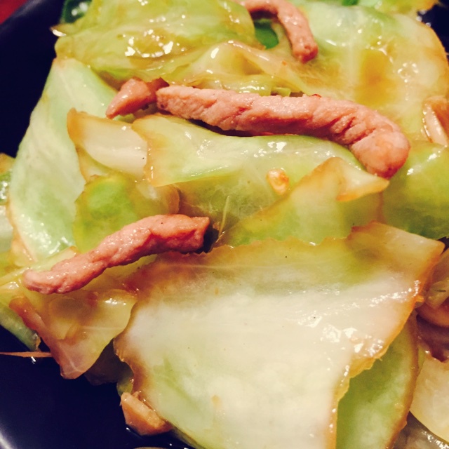 阿婆手撕包菜