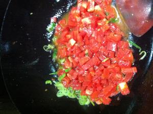 西红柿打卤面的做法 步骤4