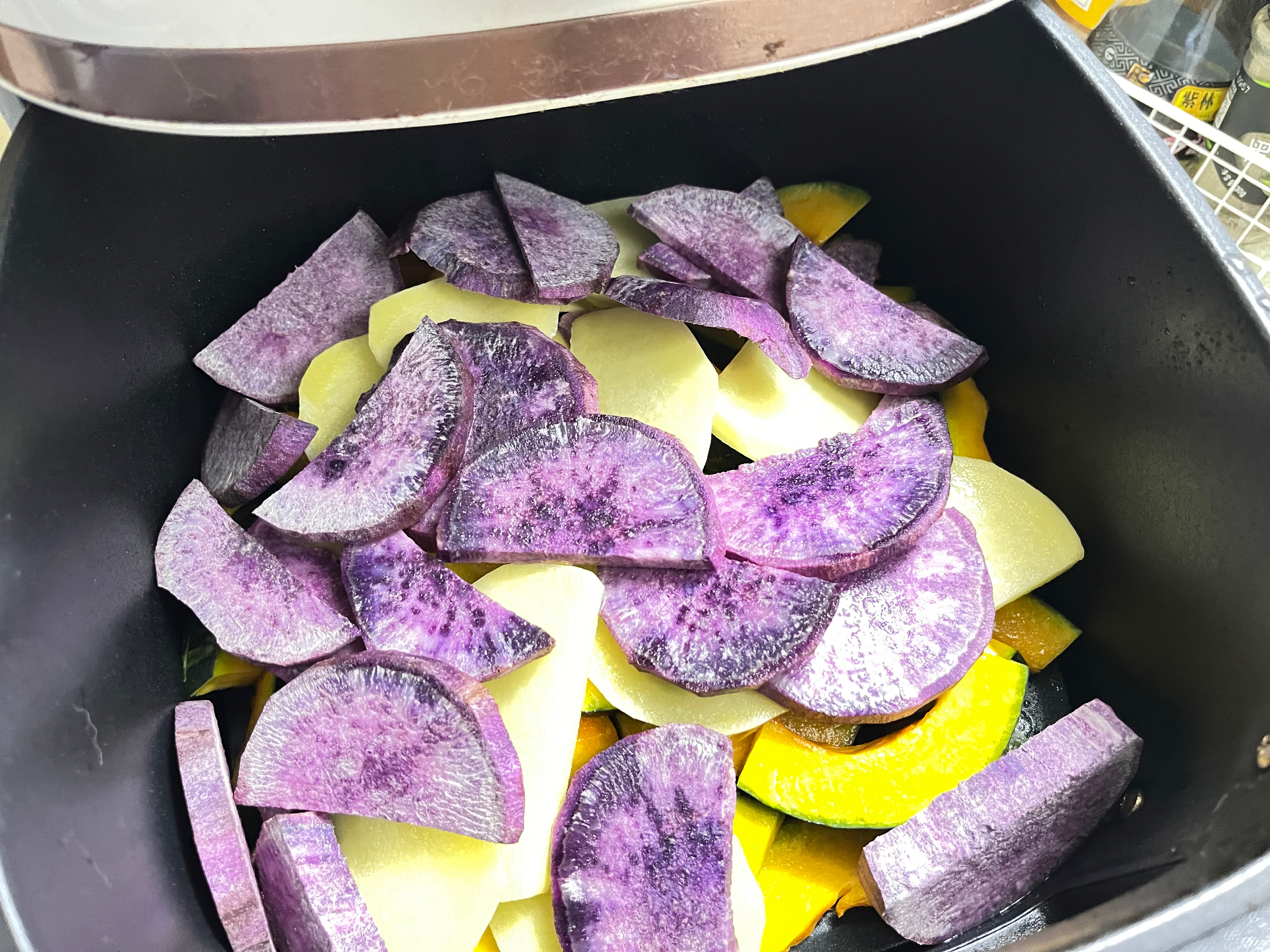 空气炸锅红薯南瓜土豆脆片的做法 步骤1