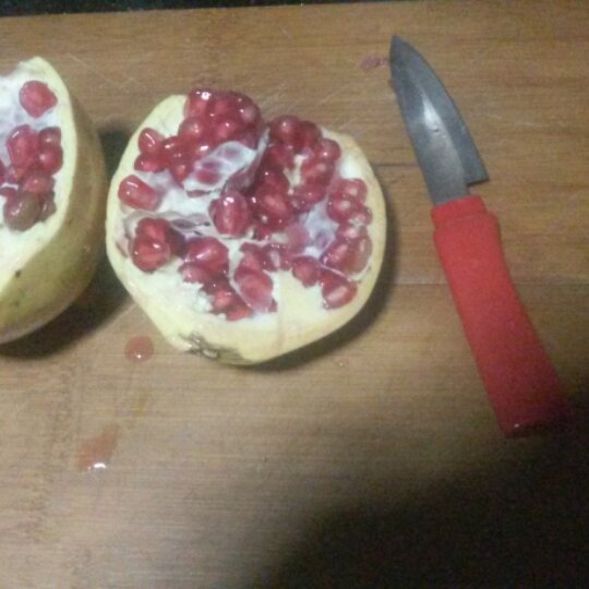 鲜榨石榴汁