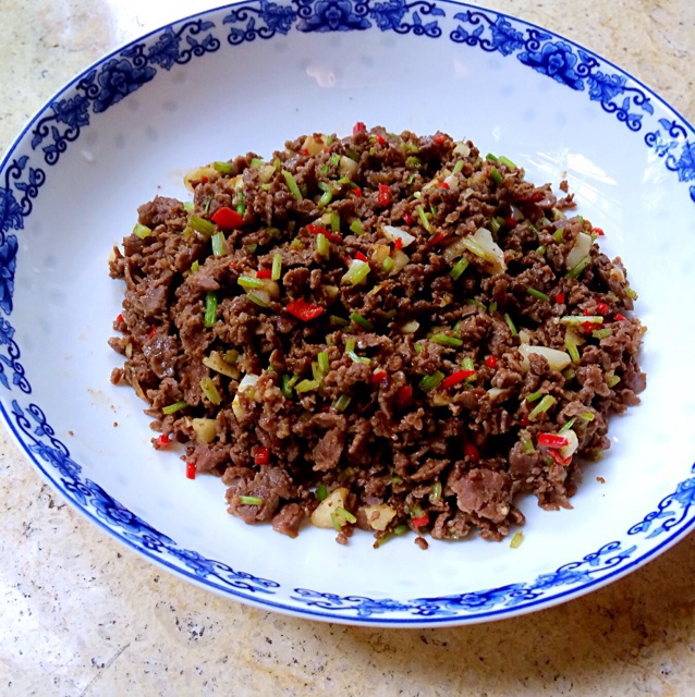 芹菜牛肉末「下饭神器」
