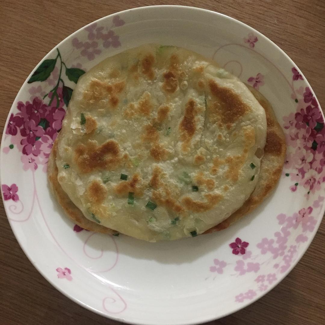 堂妈教你做飘香葱油饼