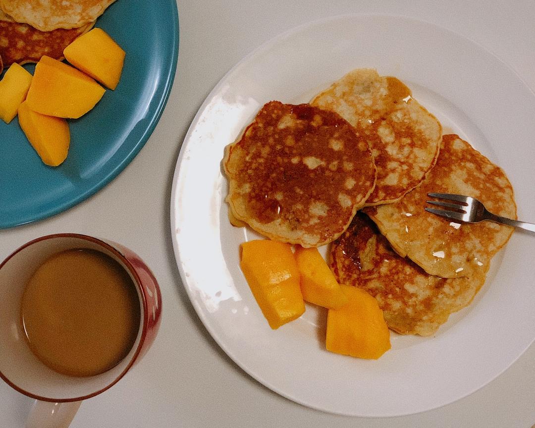 中筋面粉版 快手香蕉pancake的做法