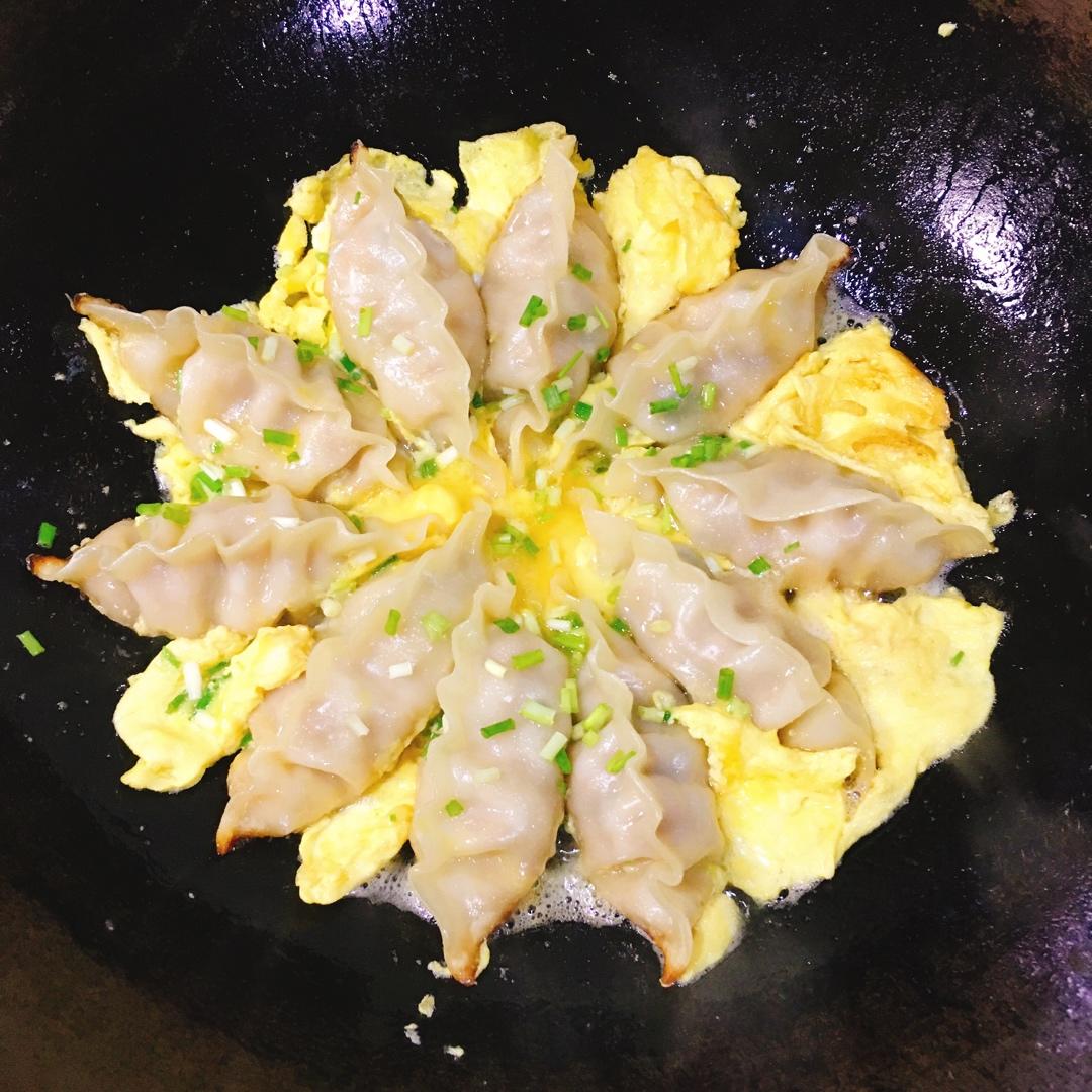 必品阁泡菜王水饺·煎饺抱蛋