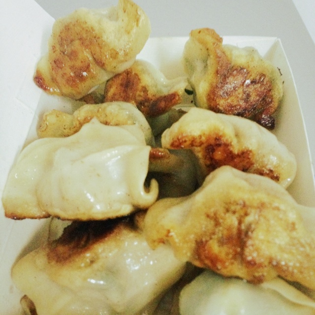 速冻饺子版锅贴