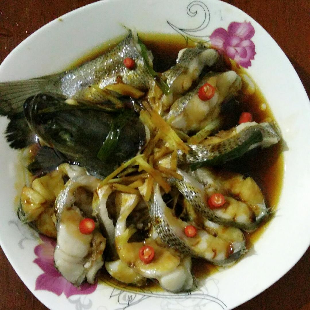 孔雀开屏清蒸鱼
