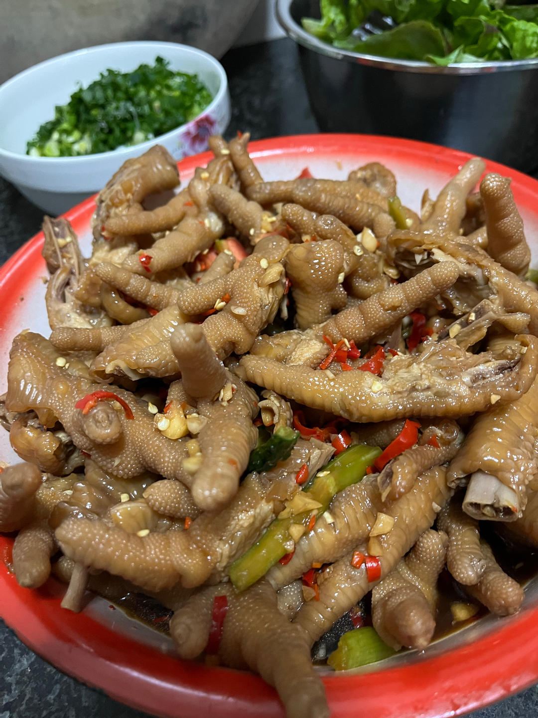 绝对不会后悔的酸辣鸡爪