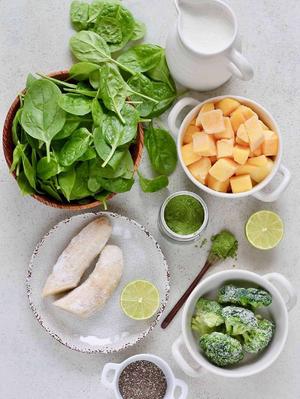 早餐健康饮品系列—芒果绿茶奶昔的做法 步骤1