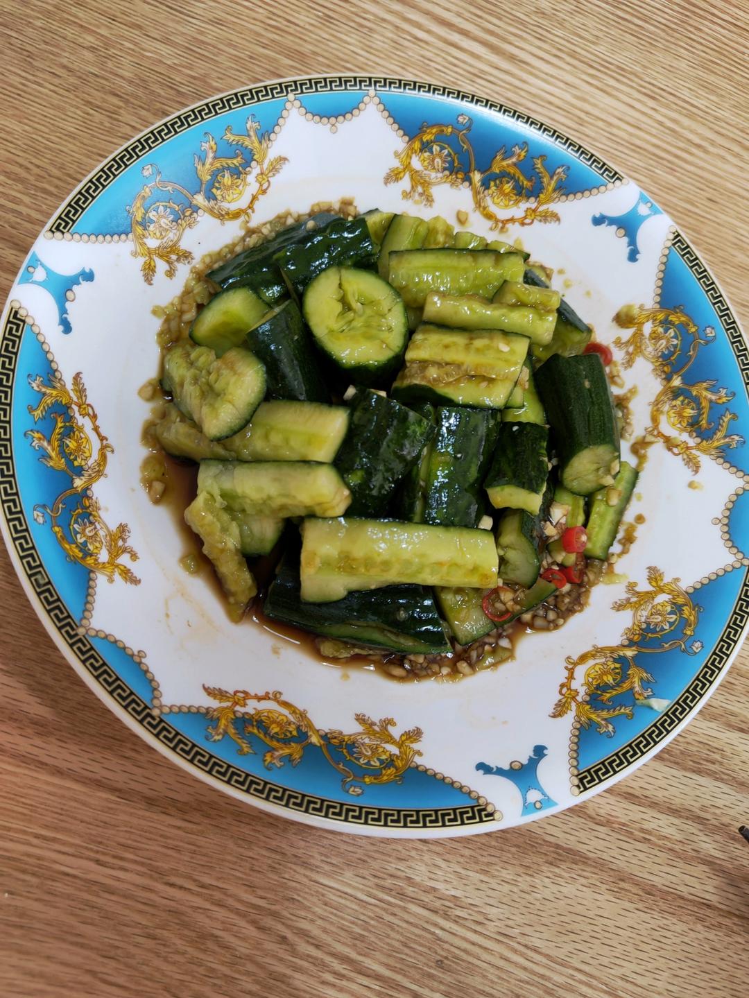 赞不绝口拍黄瓜🥒