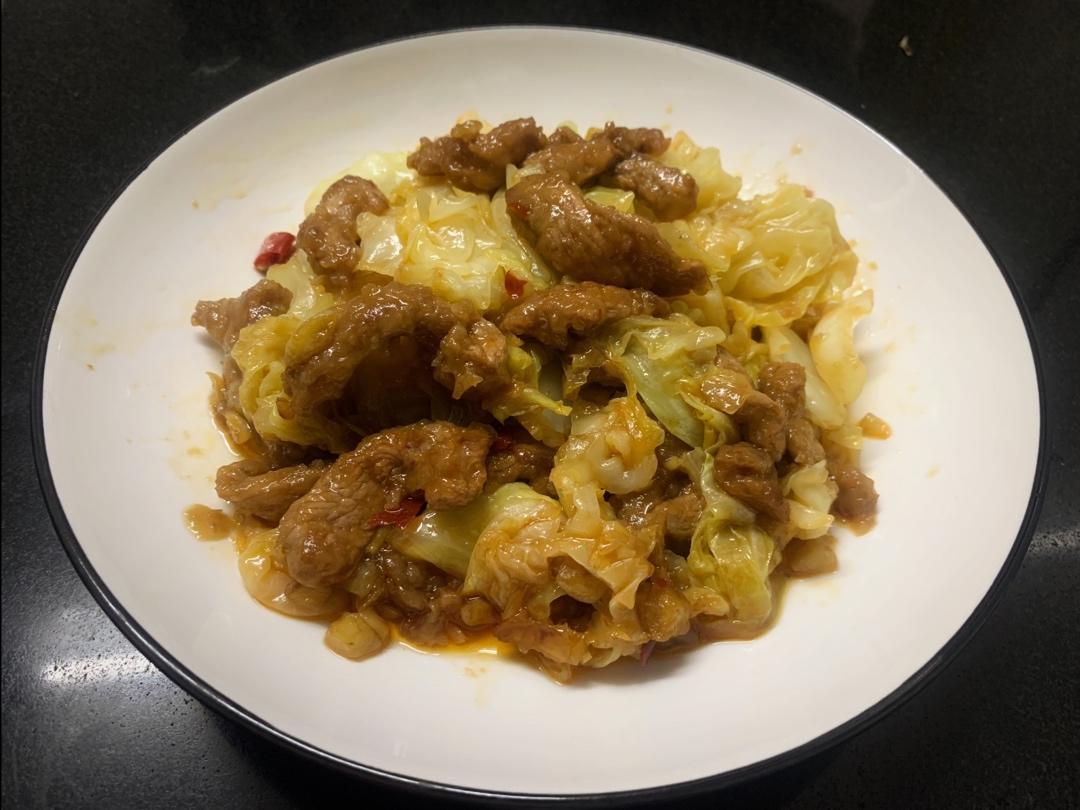 包菜炒肉