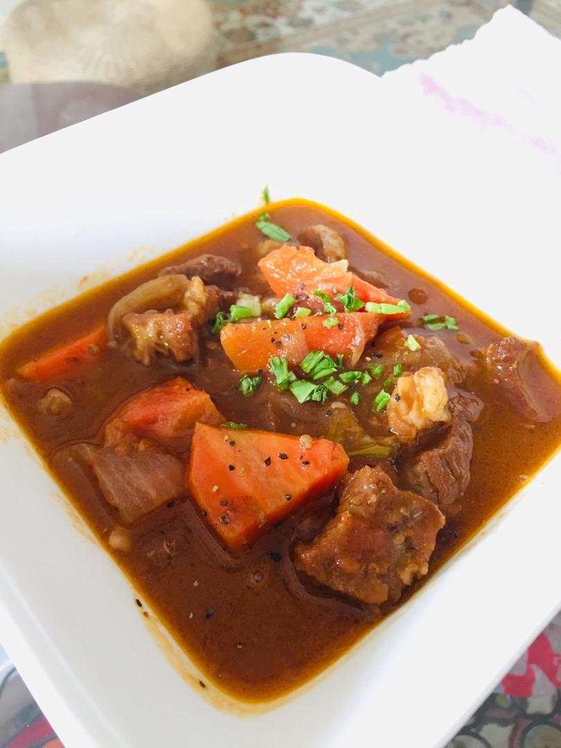 番茄牛腩煲