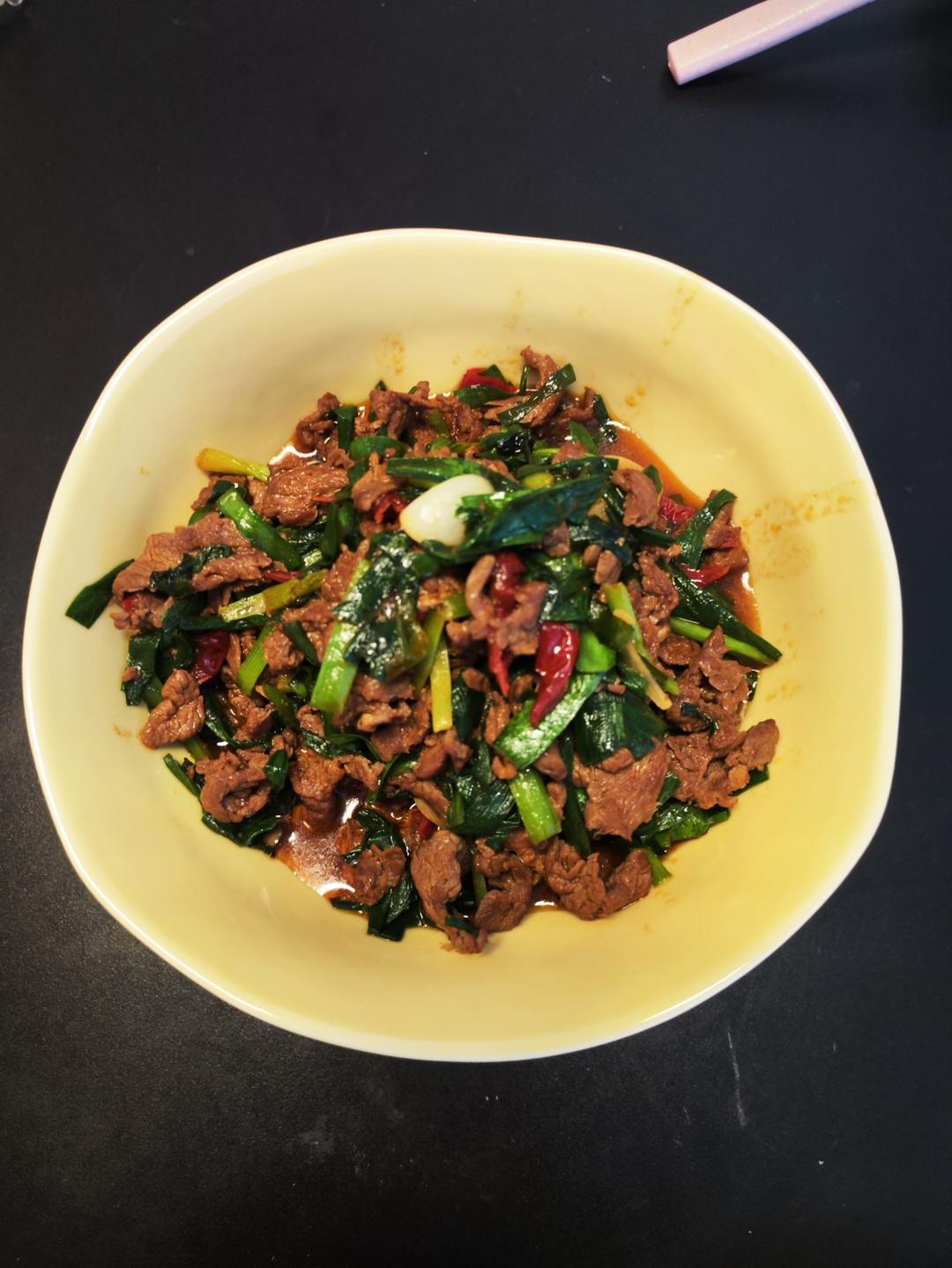 新疆手工拉条子* 配韭菜炒羊肉