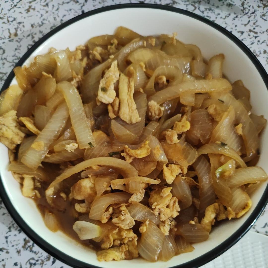 降压防癌的好食材  洋葱炒鸡蛋