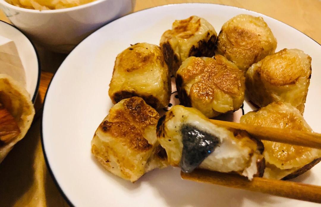 手抓饼➕汤圆＝超美味流心酥