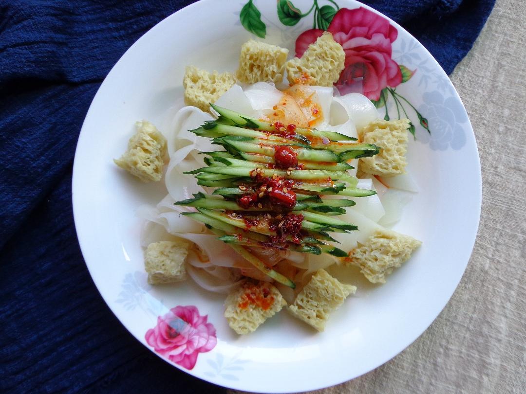 自制凉皮（蒸面皮）