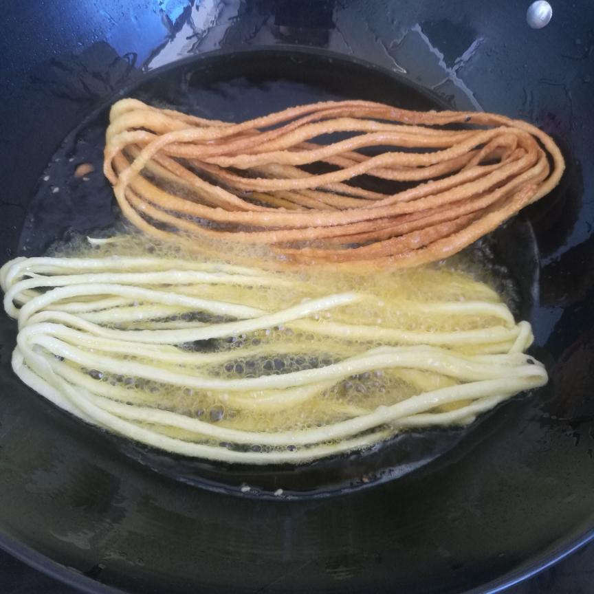 撒子，油饼，油条，果果的做法 步骤4