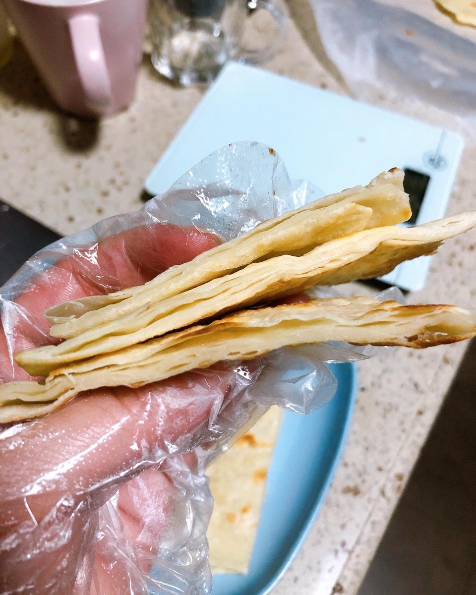 层次分明薄如蝉翼的家常基础烙饼
