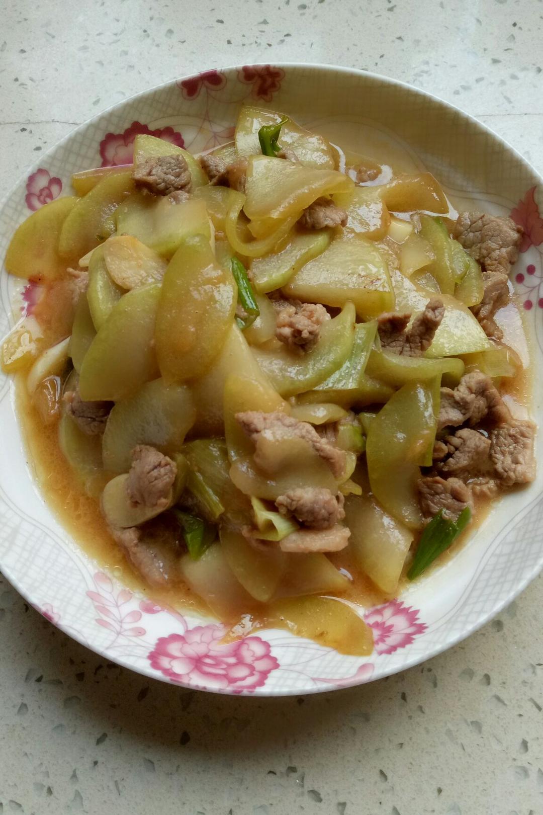 大葫炒肉