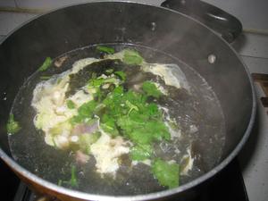 猪肝紫菜蛋花汤的做法 步骤8