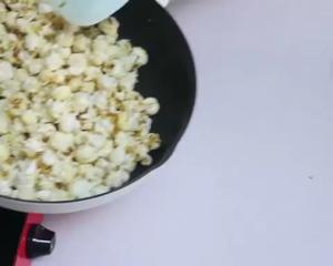 球形焦糖爆米花完美攻略【视频食谱】的做法 步骤5