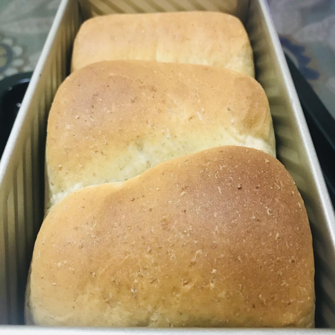 全麦红豆吐司🍞