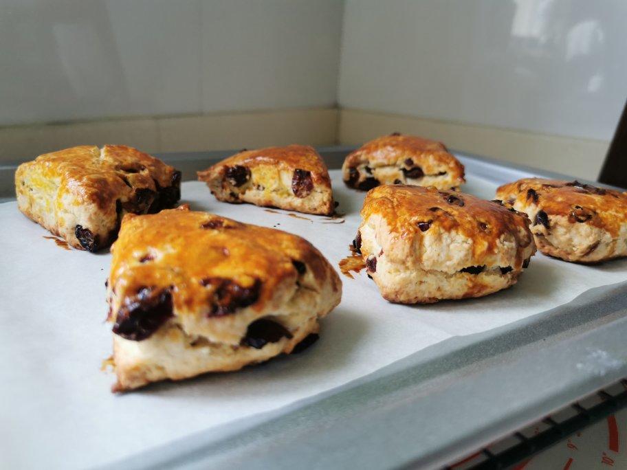 松酥味美的早餐，蔓越莓司康，简单