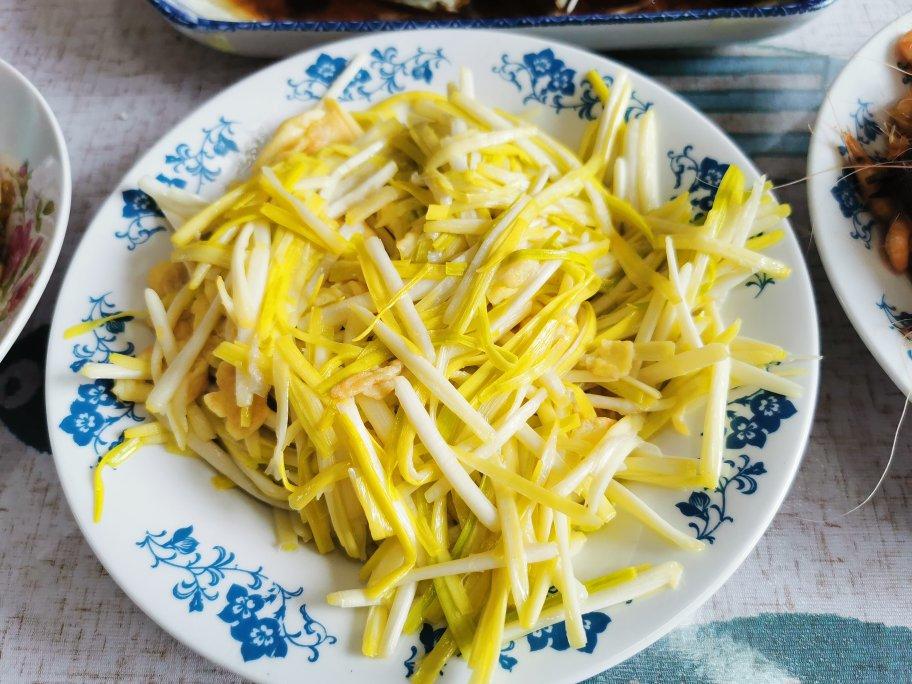 老丁的私房菜－韭黄炒鸡蛋