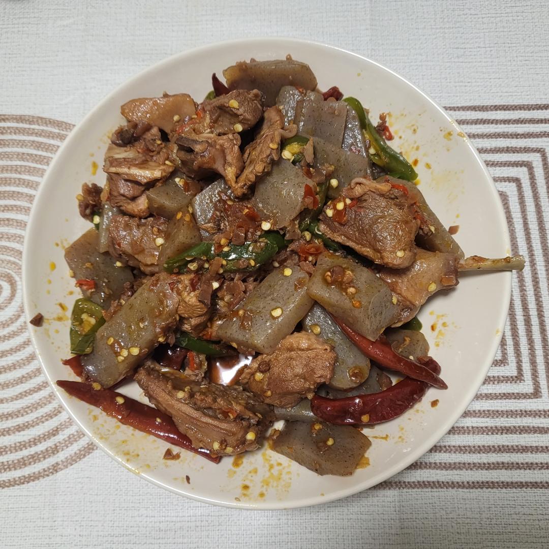 川味魔芋烧鸭