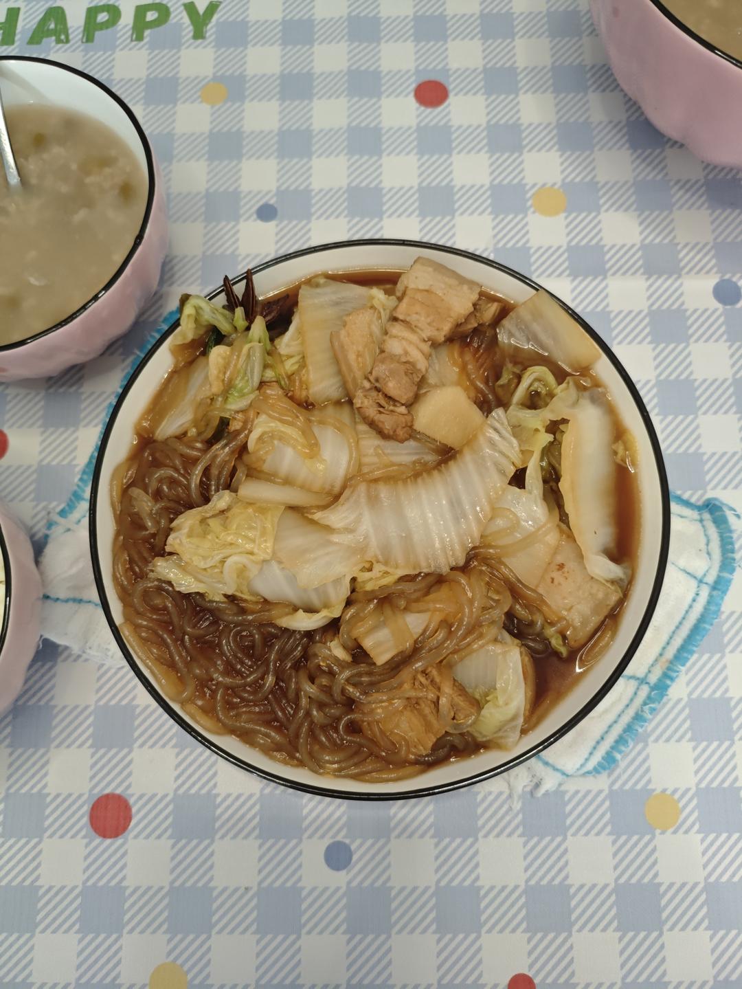 经典大乱炖之—猪肉白菜炖粉条