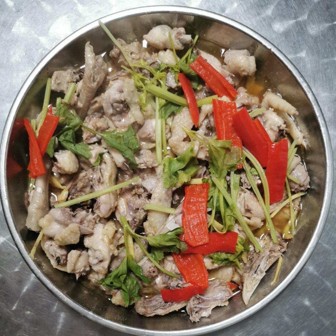 原汁原味蒸鸡（广东口味)
