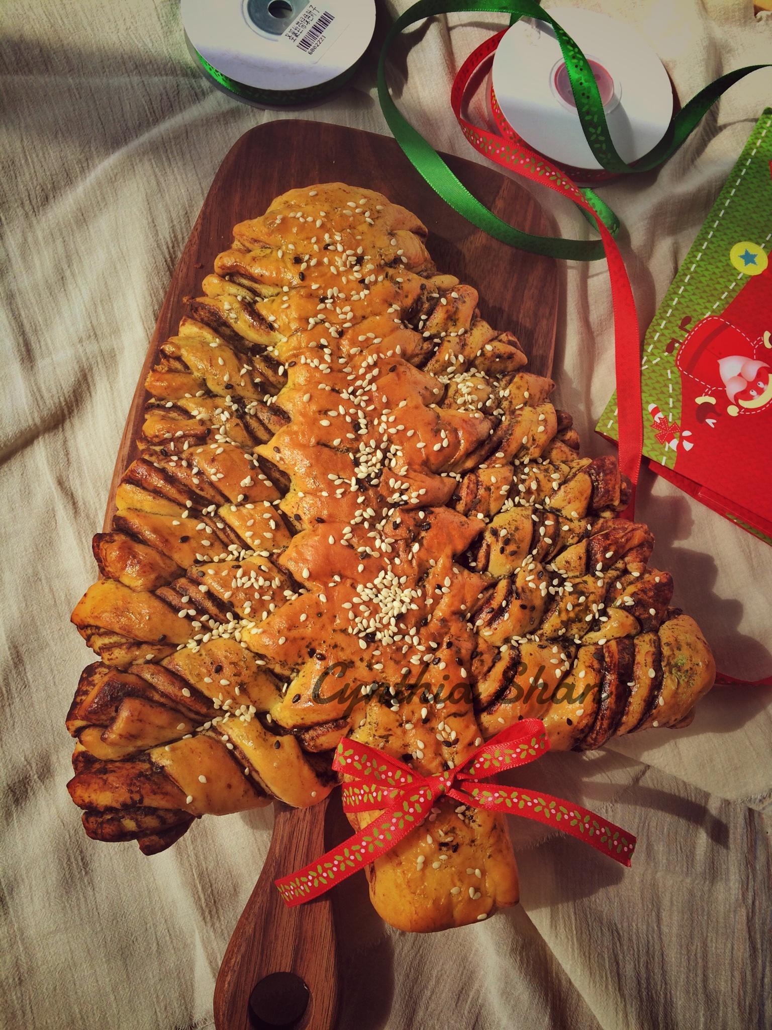 巧克力酱圣诞树面包的做法