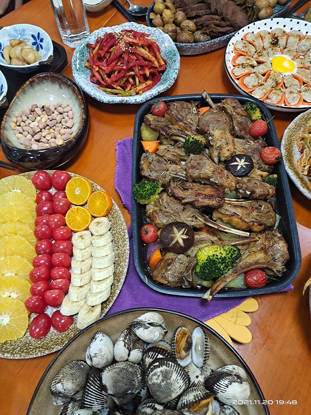 在家也能做西餐之               高颜值迷迭香烤羊排