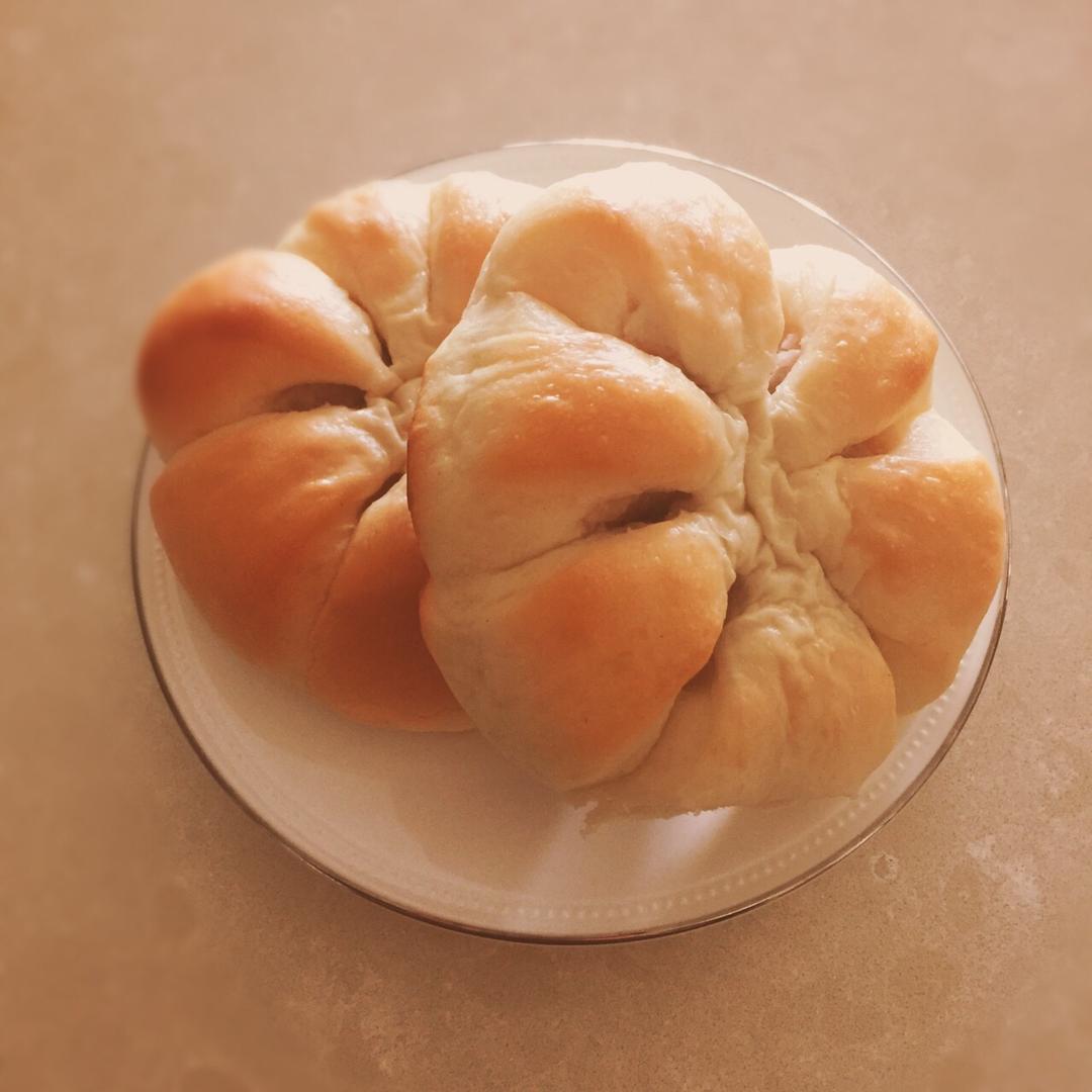 软噗噗的香芋小包