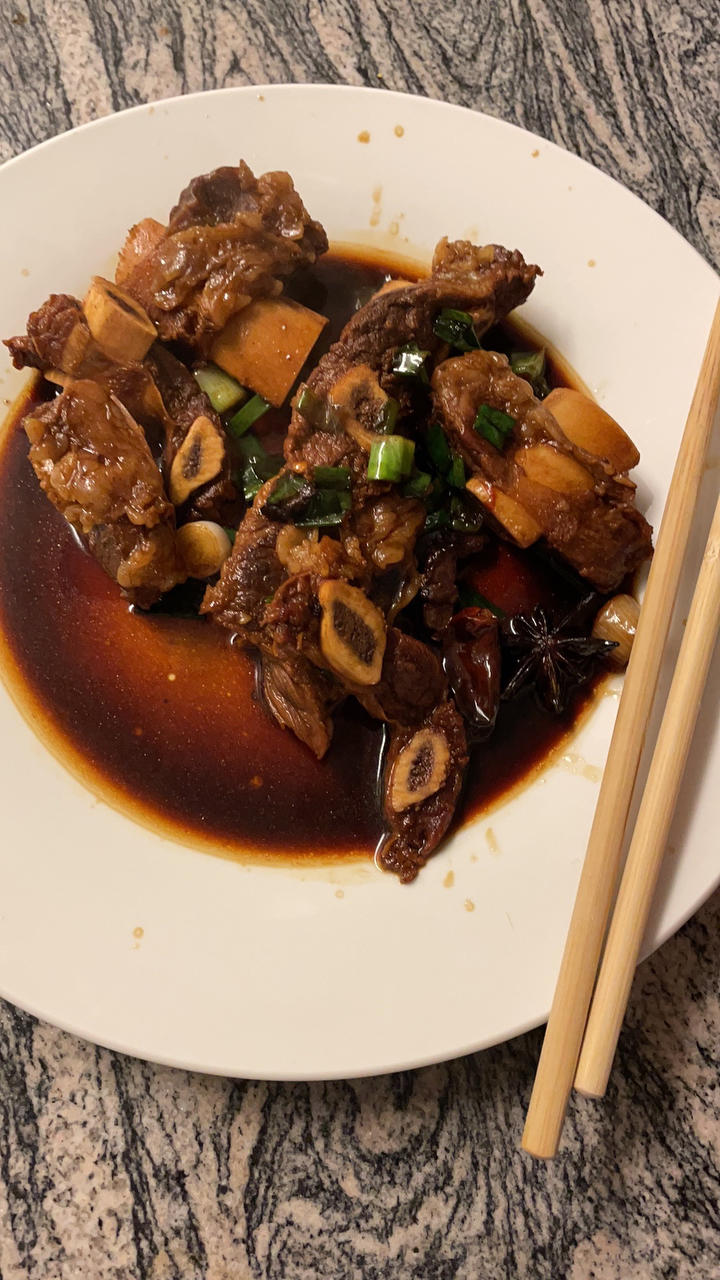 香焖牛排骨