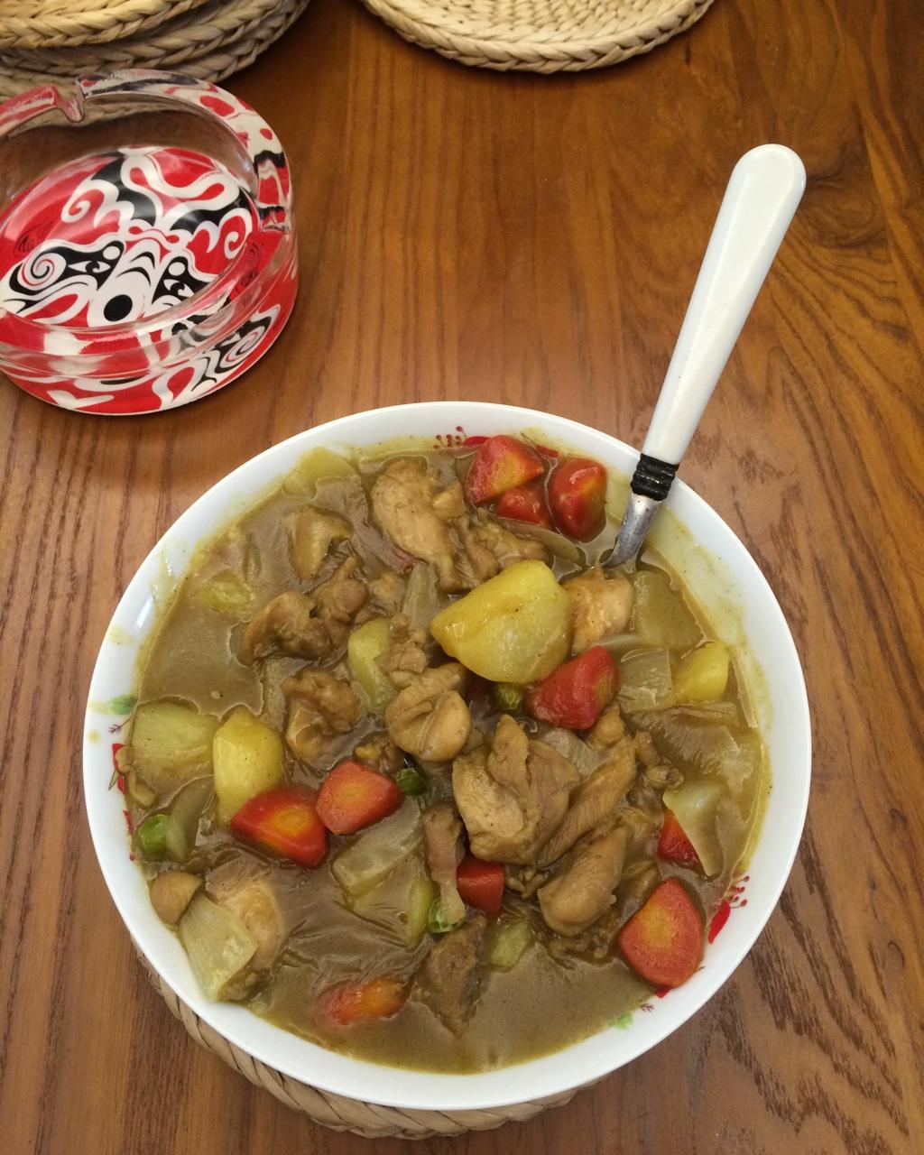 咖喱鸡肉饭